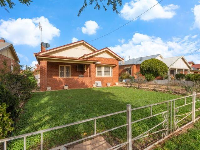CHARM, CHARACTER & A LOCATION YOU'LL LOVE