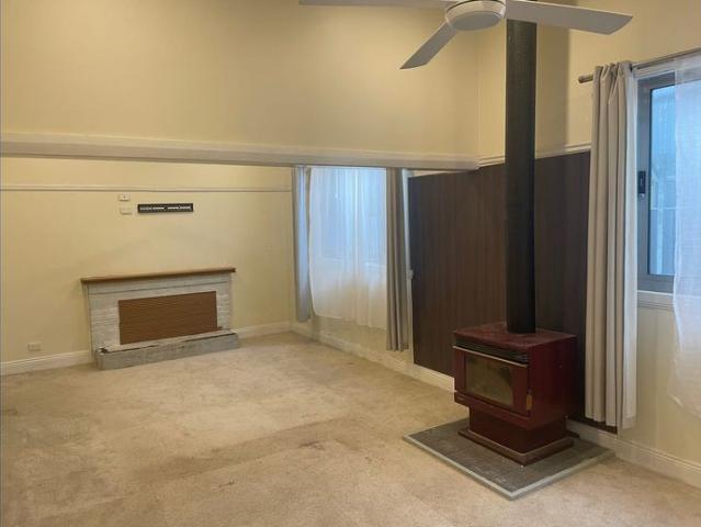 Charm In Great Location!