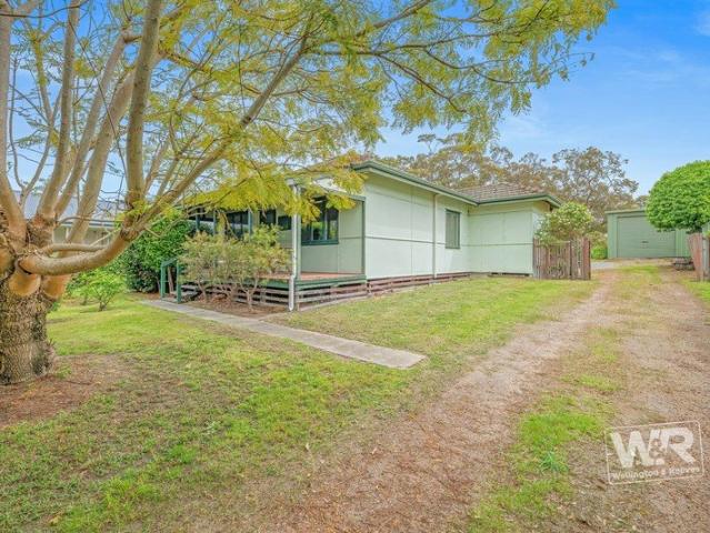 CHARM, POTENTIAL & A RELAXED RURAL FEEL