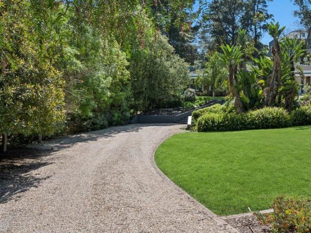Charm, Privacy and Contemporary Elegance