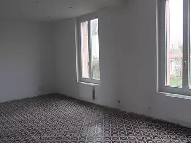 Charmoy 89400 Location maison 4 pièces t4 au dernier étage