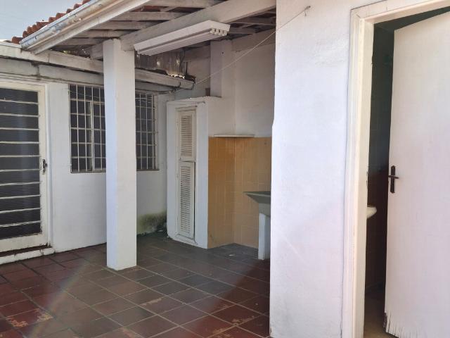 Charmosa Casa no Jardim Chapadão com Quintal Aconchegante