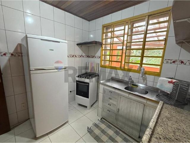Charmosa Casa de Vila para Alugar 2 Quartos
