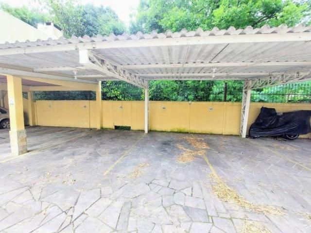 Charmosa Casa em Condomínio na Zona Sul Conforto, Estilo e Segurança!