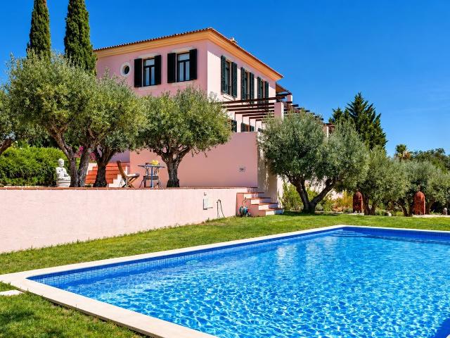 Charmosa e única casa senhorial com belas vistas perto de Sa. 200m² Santa Bárbara De Nexe