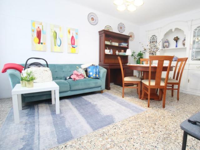 Charmosa moradia pronta a habitar com terraço em Fronteira
