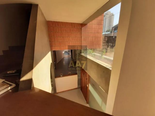Casa Moderna no Jardim Peri? 3 Dorms 1 Suíte com Closet + Piscina e 4 Vagas