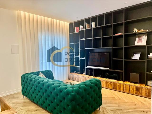 Charmoso Apartamento T2 totalmente renovado no Centro de Alb. 102m² Albufeira e Olhos de Água