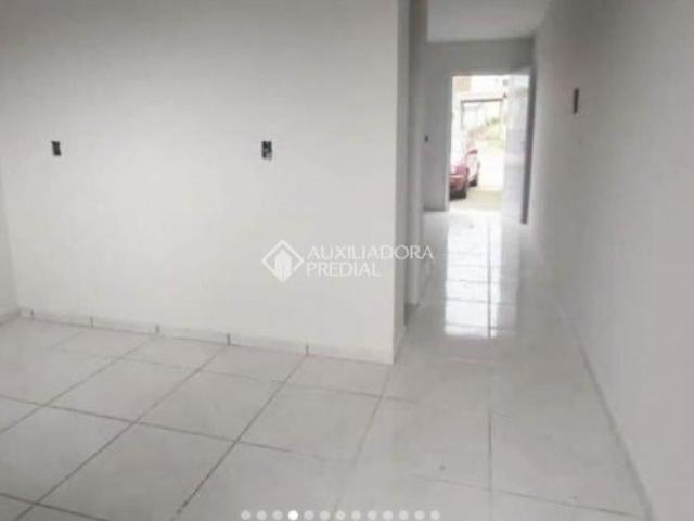Charmoso Sobrado em Gravataí à Venda