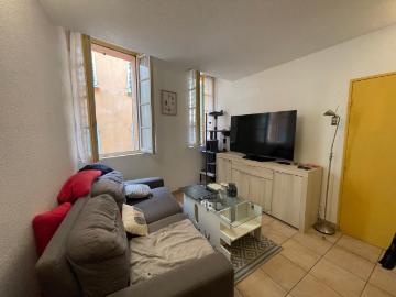 Appartement à louer à Alpes - Cuisine équipée
