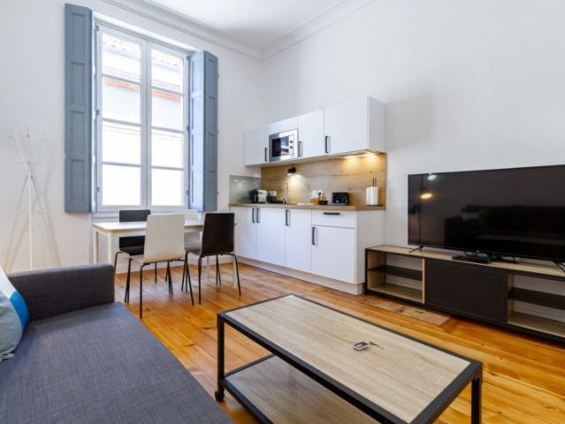 Charmant 2 pièces de 34 m² avec balcon et parking – Toulouse