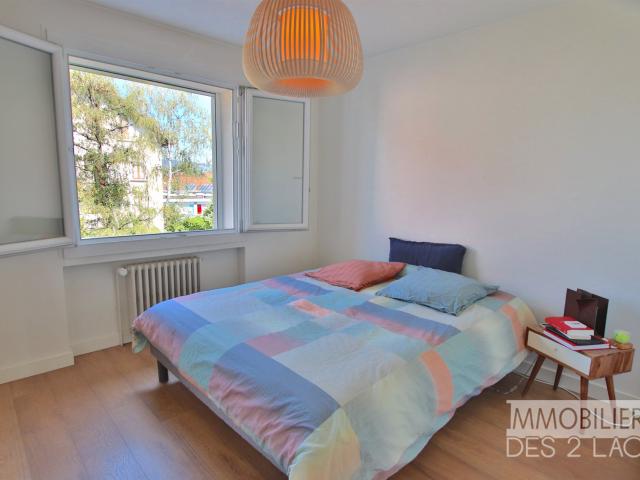 Charmant T3 traversant proche du centre quartier Romains. 54m² Annecy