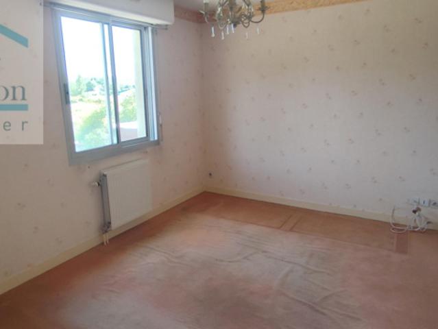 Charmant T3 avec balcon, garage et cave Tonnerre 89700