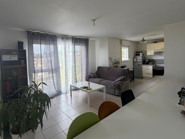 Charmant T3 avec terrasse, garage et parking Besançon Montarmots