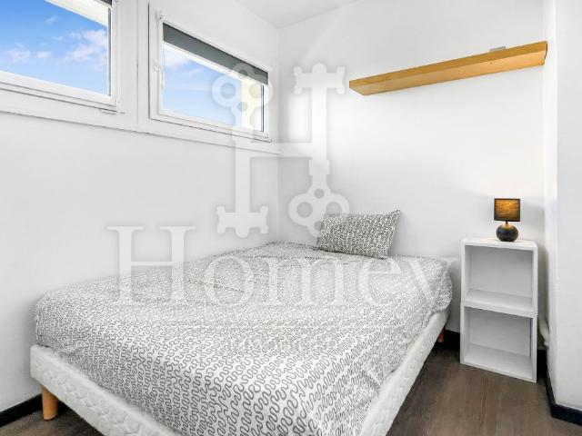 Charmant T1 bis avec chambre, balcon, cave et parking à Ambilly