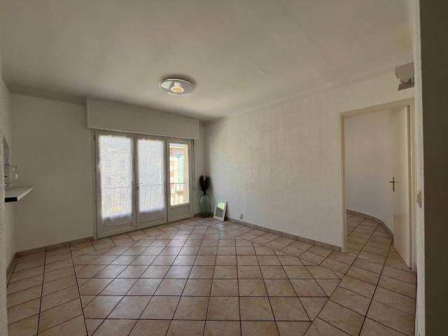 Charmant T2 lumineux avec cave et faibles charges 46m² Draguignan