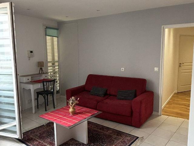 CHARMANT T2 MEUBLE