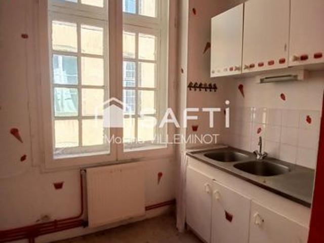 charmant triplex a rénover