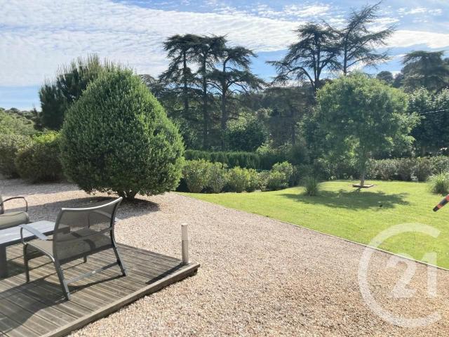 Charmant village prisé de la Malepère avec écoles, commerces. 107m² Alairac