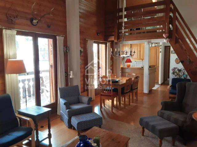Charmant appartement 4 chambres à Châtel avec cheminée 97m² Châtel