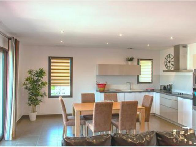 Charmant appartement 92 m² 4 pièces dans un Mas d