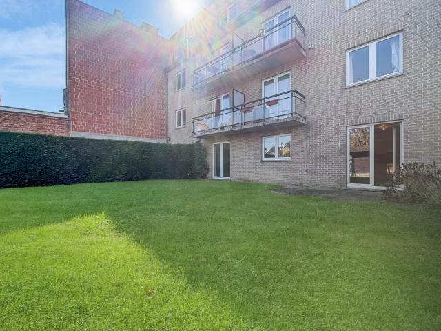 Charmant appartement 1 chambre avec jardin –Centre La Hulpe