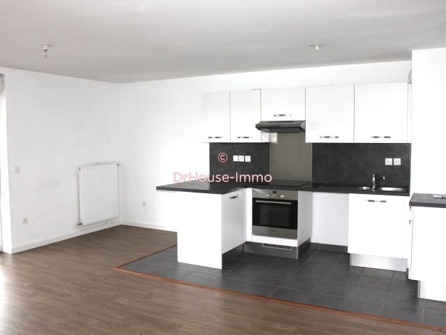 Charmant appartement 3 pièces à Saint André lez Lille avec terrasse et parking