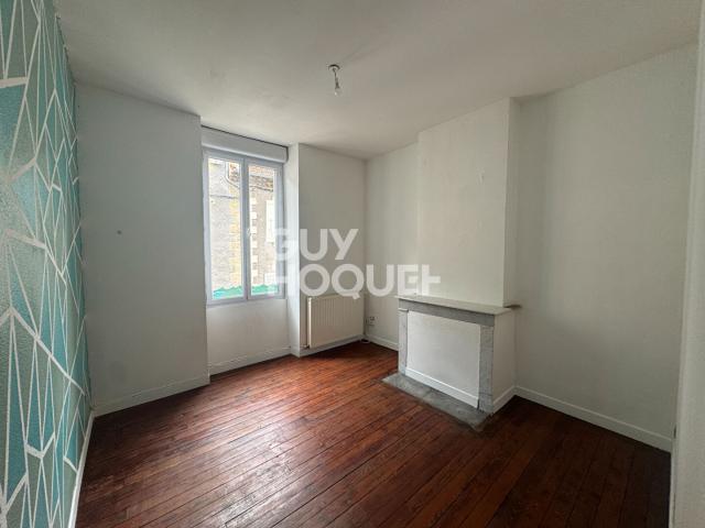 Charmant appartement 3 pièces à Vals les Bains avec grande terrasse