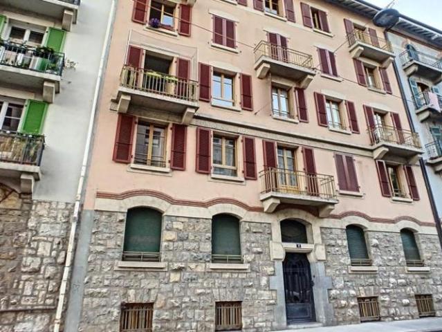 Charmant appartement 3 pièces au 2ème étage