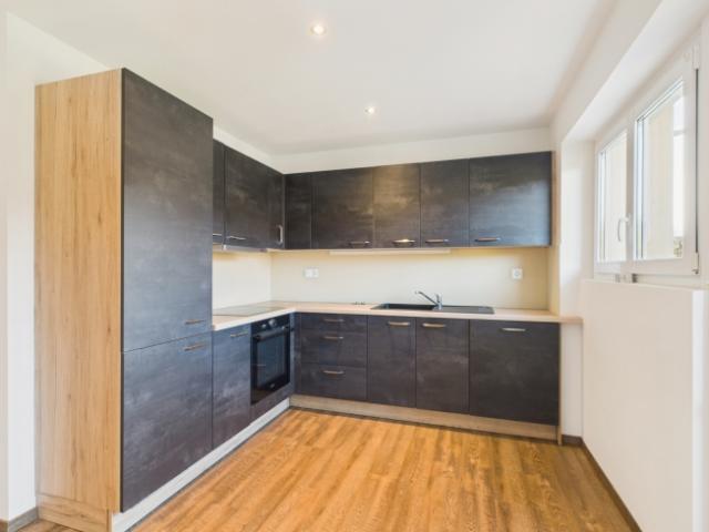 Charmant appartement 3.5 pièces avec touche moderne à Le Locle
