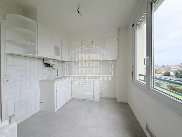 Charmant Appartement 3P traversant avec balcon