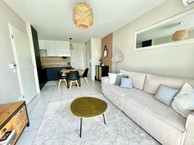 Charmant appartement T2 avec balcon à BRUGES