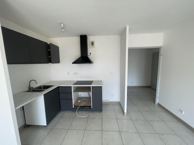 Charmant Appartement T2 avec Jardin Privatif à Château Gombert