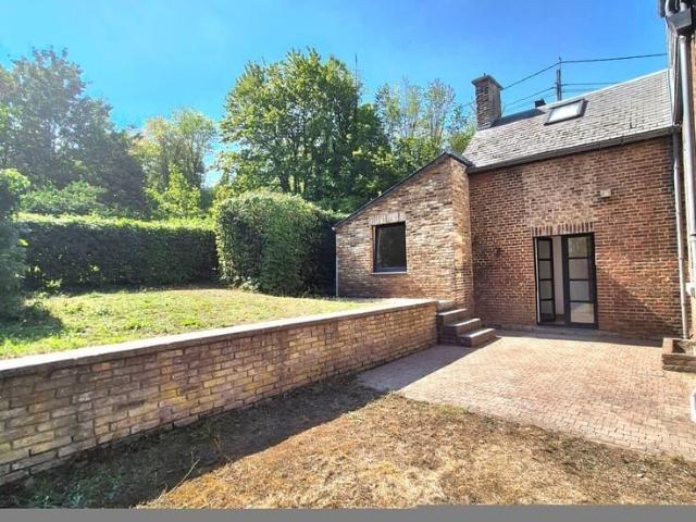Charmant appartement avec jardin privatif à Lives sur Meuse