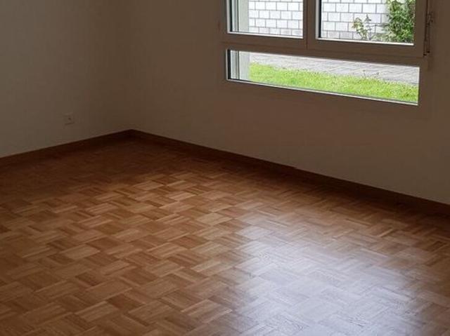 Charmant appartement de 4.5 pièces au rez avec terrasse
