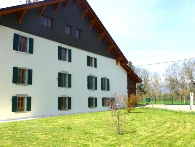 Charmant appartement de 6 pièces au dernier étage d'une ferme rénovée