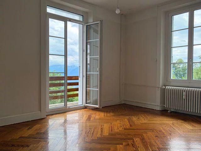 Charmant appartement de 2 pièces au 3ème étage de 57m2