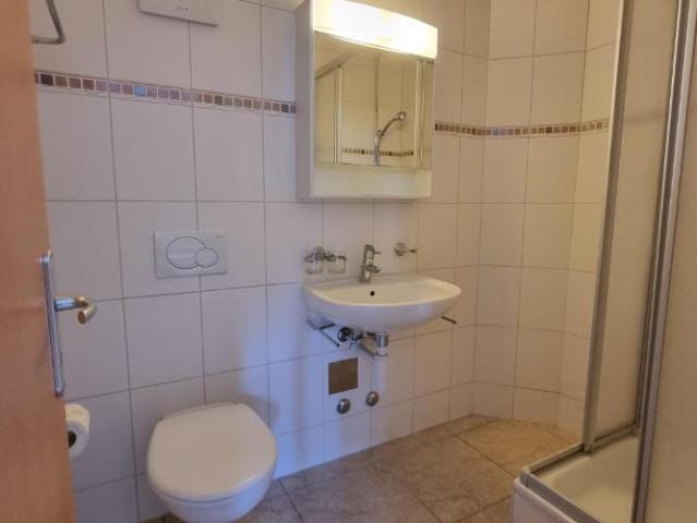 Charmant appartement de 2 pièces dans un quartier calme