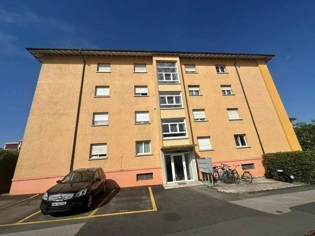Charmant appartement de 3 pièces au rez supérieur