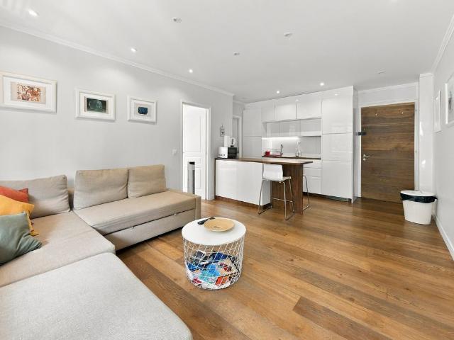 Charmant appartement de 3 pièces meublé avec terrasse – Rue Liotard, Genève