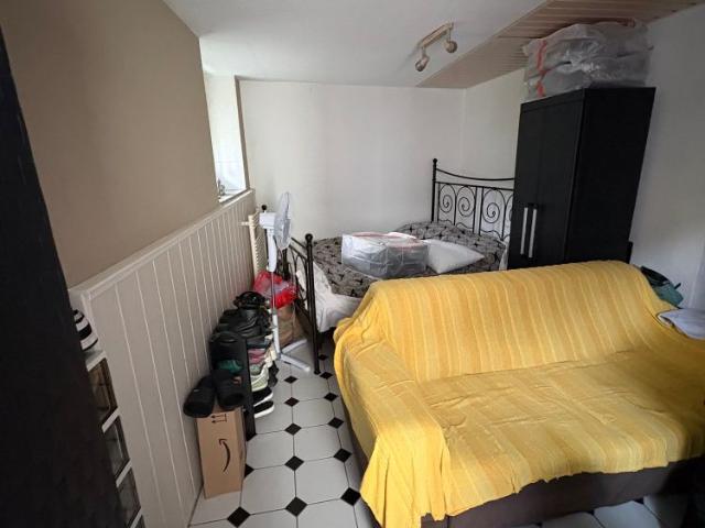 Charmant appartement d'une pièce au cœur du village de Saubraz