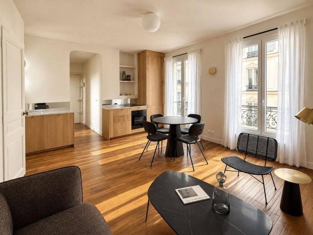 Charmant appartement entièrement rénové au cœur de Montmartre