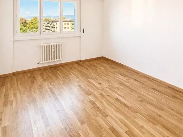 Charmant appartement entièrement rénové de 2 pièces à Renens