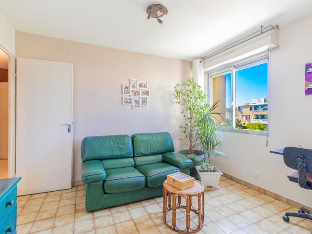 CHARMANT Appartement Marseille 3eme T3 avec Balcon, dressing et boxe