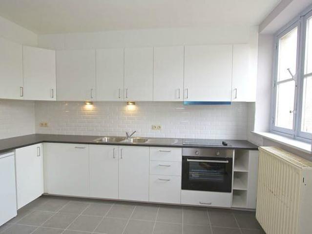 Charmant appartement op de 2de verdiep van een herenhuis.