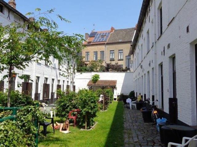 Charmant beluikhuisje met tuin in centrum Gent