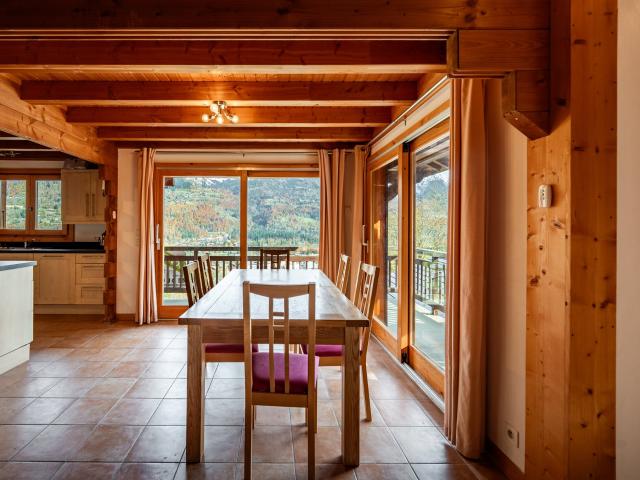 Charmant chalet avec vue panoramique 190m² Morillon