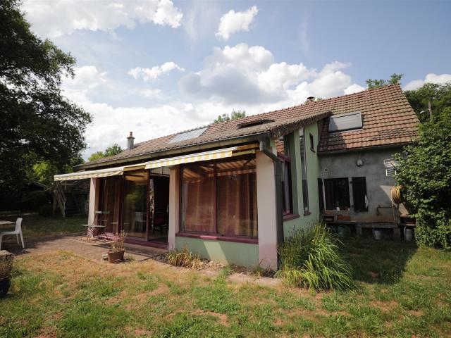 Charmant domaine rural situé au calme à proximité de la natu. 292m² Champagney