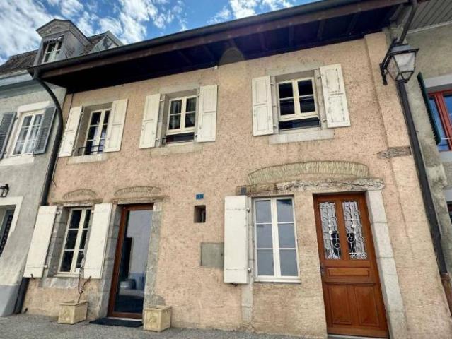 Charmant duplex de 3.5 pièces au 1er étage à Versoix
