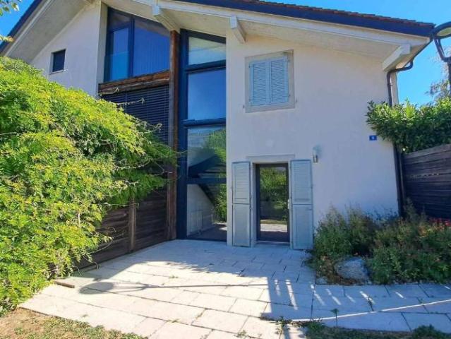 Charmant duplex de 2,0 pièces avec terrasse et jardin